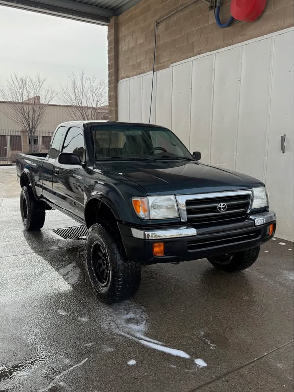 1998 Toyota Tacoma - Extended Cab