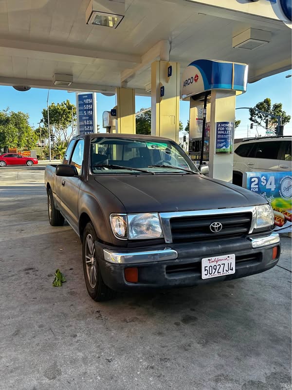 2000 Toyota Tacoma