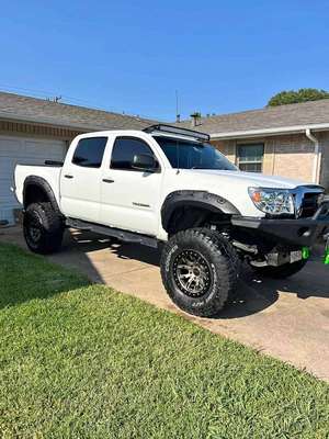 2005 Toyota Tacoma - Limited Pickup