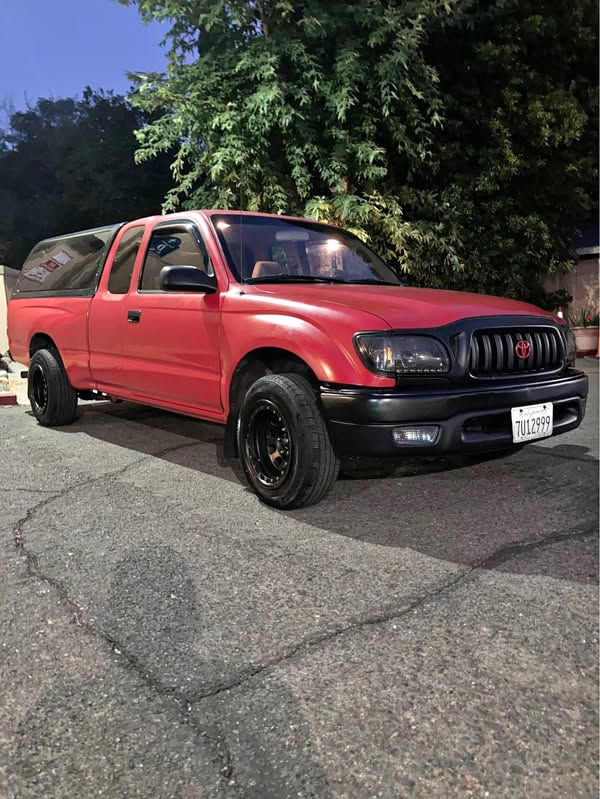 2002 Toyota Tacoma - 4WD 4D