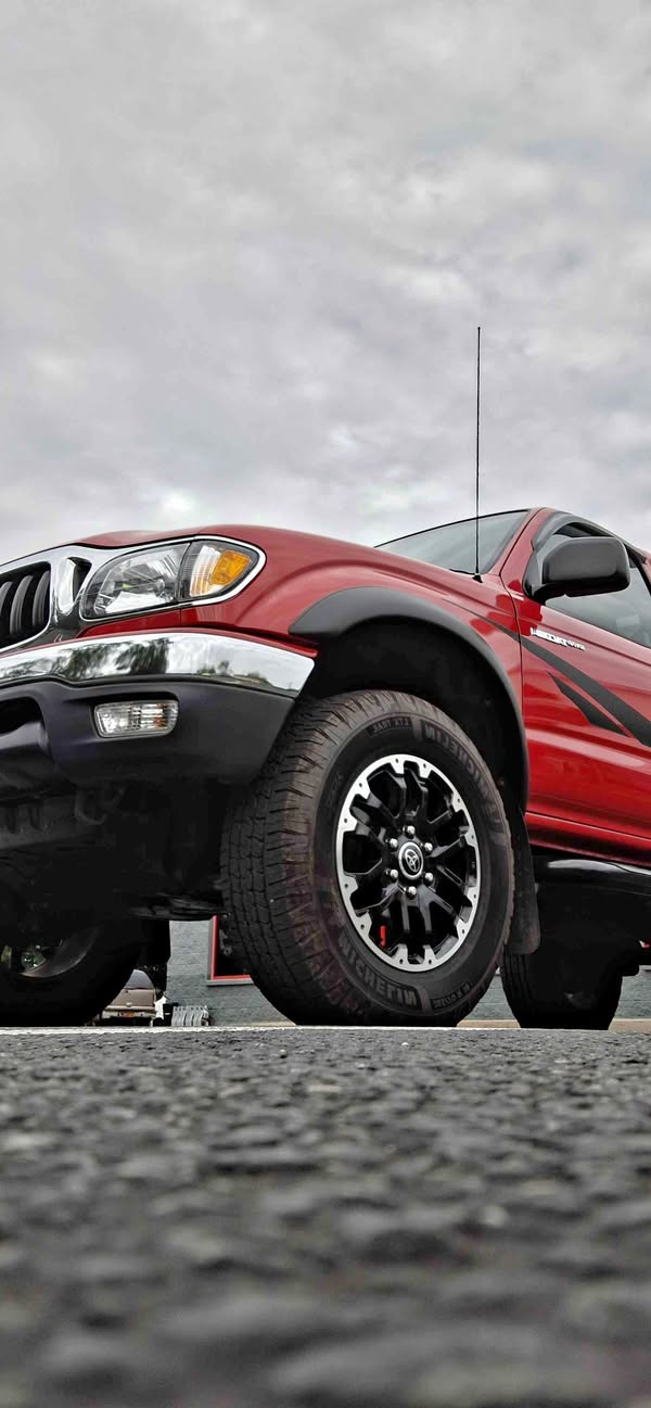 2004 Toyota Tacoma - Pickup 4D 6 ft
