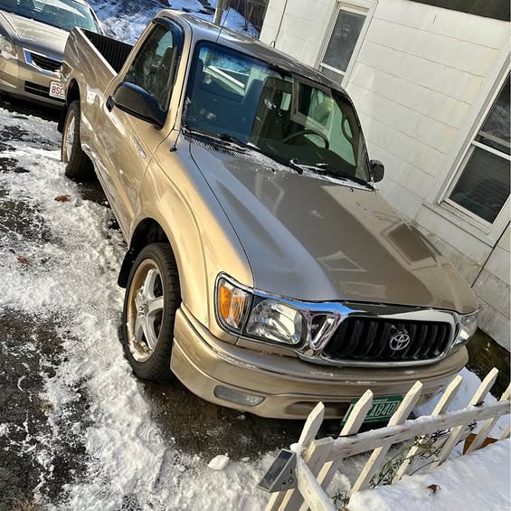 2004 Toyota Tacoma Xtracab - S-Runner Pickup 2D 6 ft