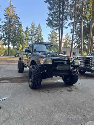 1999 Toyota Tacoma - SR5 Pickup