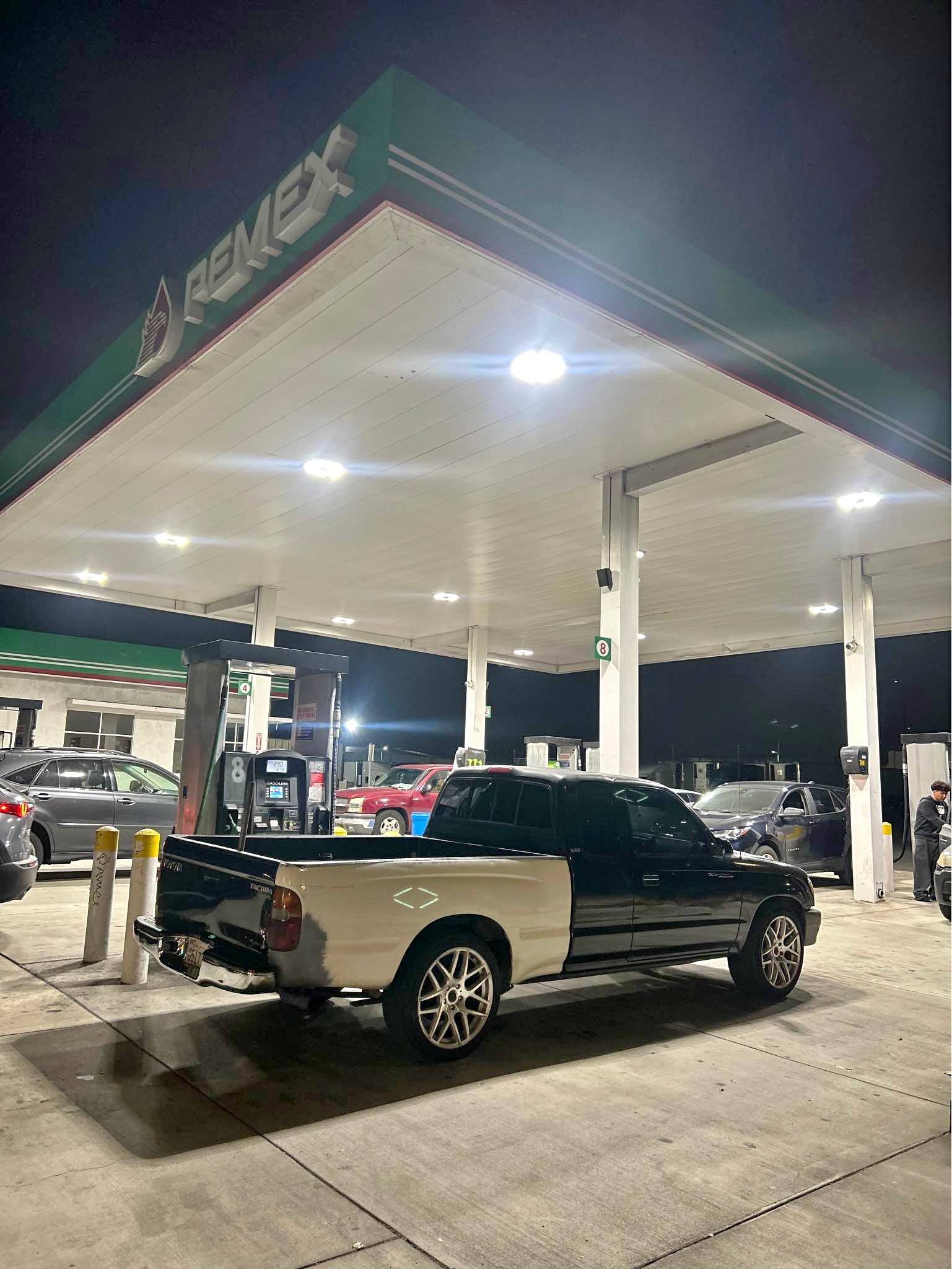 2001 Toyota Tacoma - PreRunner Pickup 2D 6 ft