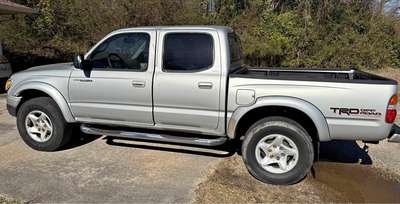 2003 Toyota Tacoma Double Cab - PreRunner Pickup 4D 5 ft