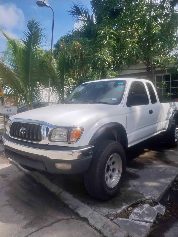 2004 Toyota Tacoma Access Cab - PreRunner Pickup 4D 6 ft