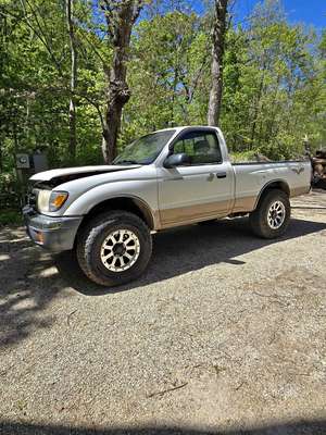 2000 Toyota Tacoma Regular Cab - Prerunner