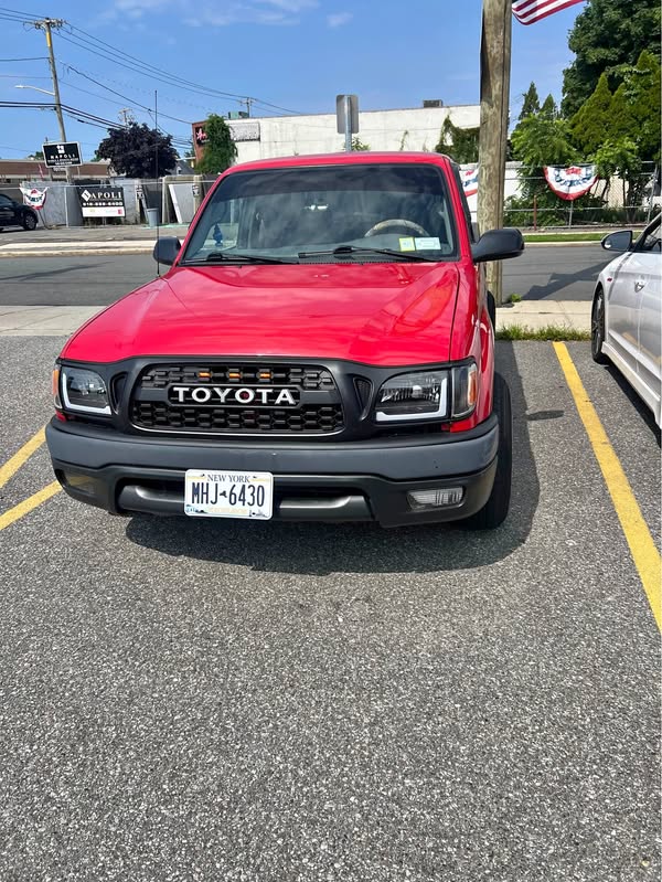 2002 Toyota Tacoma Regular Cab - Pickup 2D 6 ft