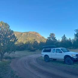 1998 Toyota Tacoma - Pickup 4D 6 ft