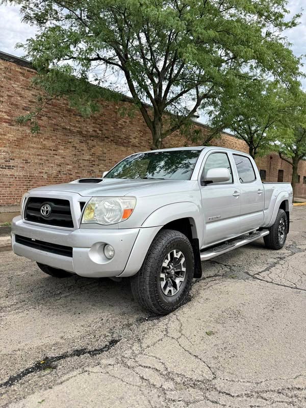 2005 Toyota Tacoma - Pickup