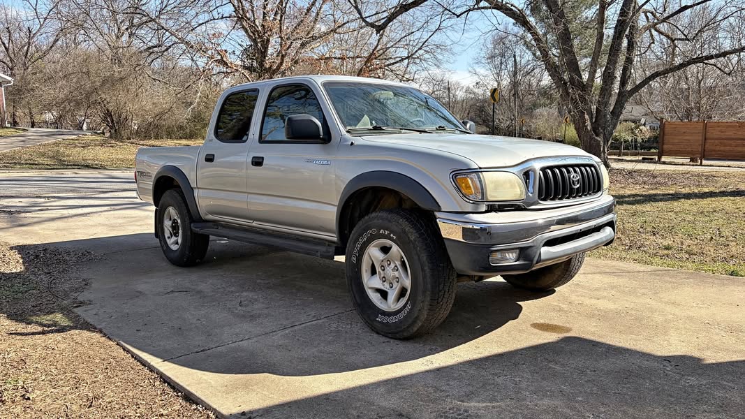 2004 Toyota tacoma prerunner v6