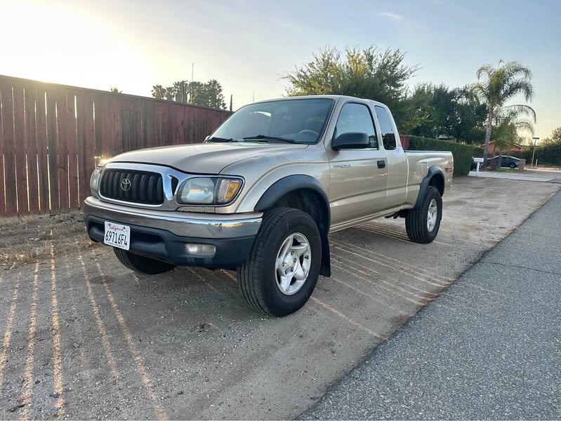 2003 Toyota Tacoma Xtracab - PreRunner