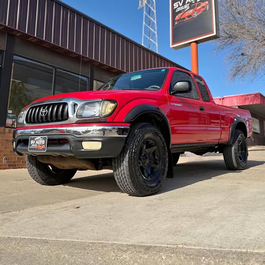 2002 Toyota Tacoma - SR5 Pickup