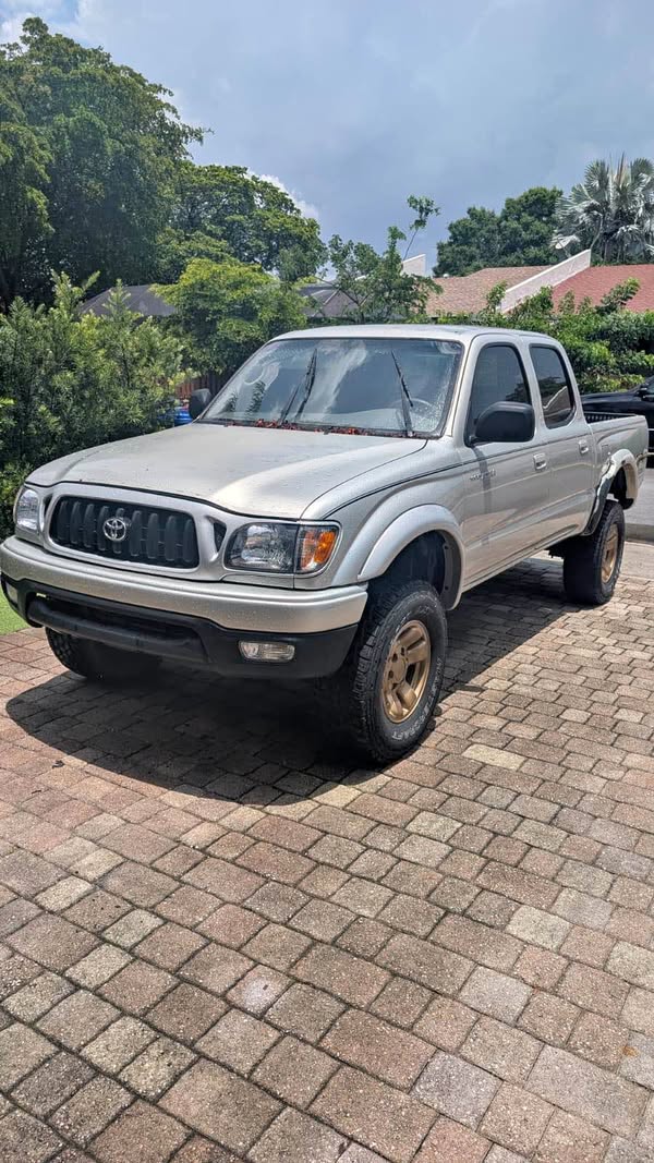 2004 Toyota Tacoma - TRD Off-Road Pickup 4D 5 ft