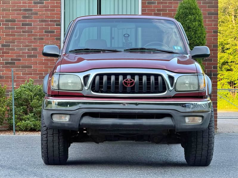 2002 Toyota Tacoma Xtracab - SR5 Pickup