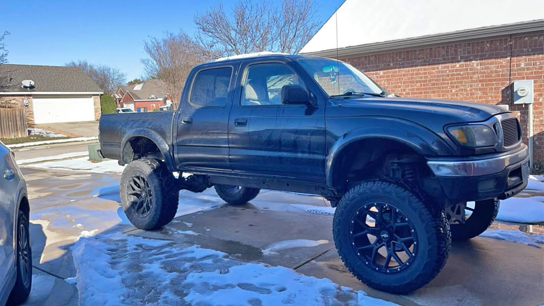 2003 Toyota Tacoma Double Cab - PreRunner Pickup 4D 5 ft