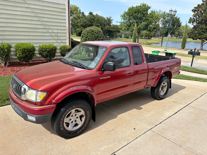 2002 Toyota Tacoma Access Cab - TRD Off-Road Pickup 4D 6 ft