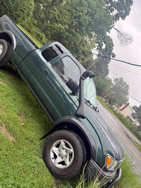2002 Toyota Tacoma - Pickup