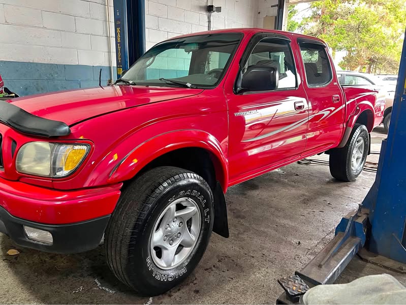 2002 Toyota Tacoma - SR5
