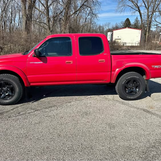2004 Toyota Tacoma Double Cab - TRD Off-Road Pickup 4D 5 ft