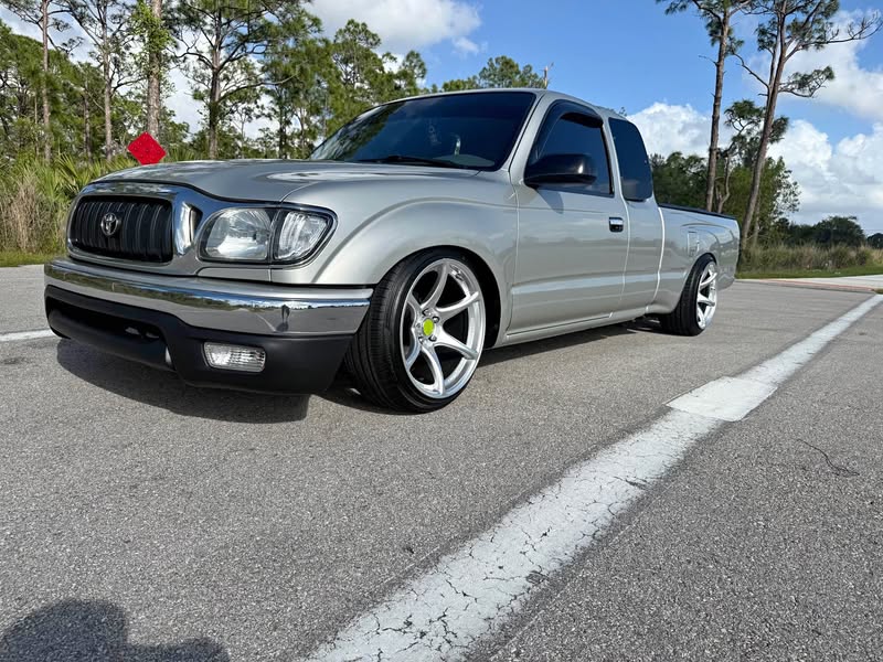 2004 Toyota Tacoma Regular Cab - Pickup 2D 6 ft