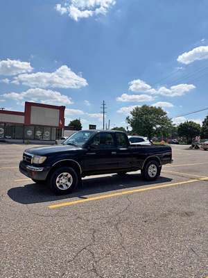1998 Toyota Tacoma - TRD Off-Road Pickup 4D 6 ft
