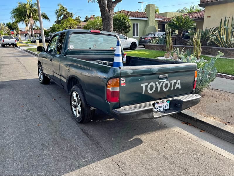 1995 Toyota Tacoma Access Cab - Pick up