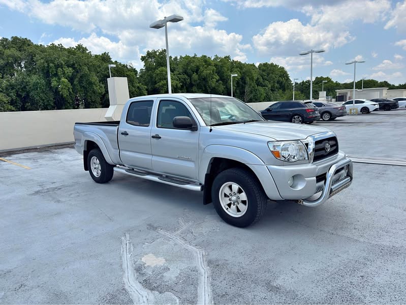2005 Toyota Tacoma Double Cab - PreRunner Pickup 4D 6 ft
