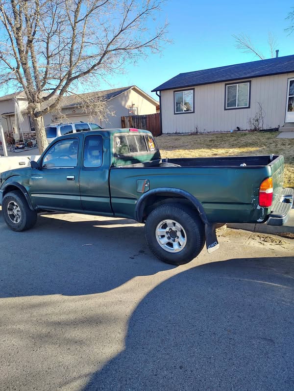 1999 Toyota Tacoma Double Cab - Limited Pickup 4D 6 ft