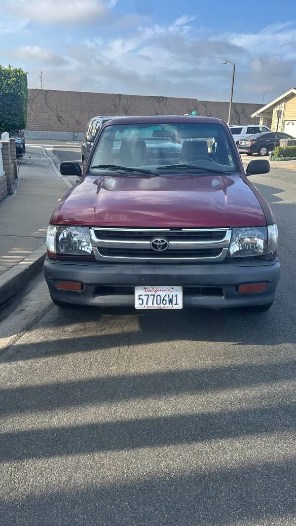 1998 Toyota Tacoma - SR5 Pickup 4D 6 ft