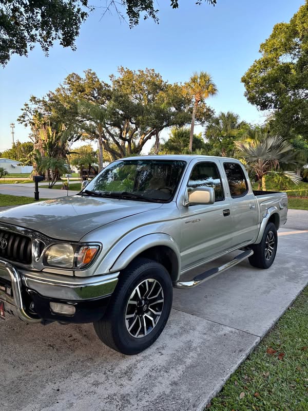 2001 Toyota Tacoma Double Cab - PreRunner Pickup 4D 5 ft