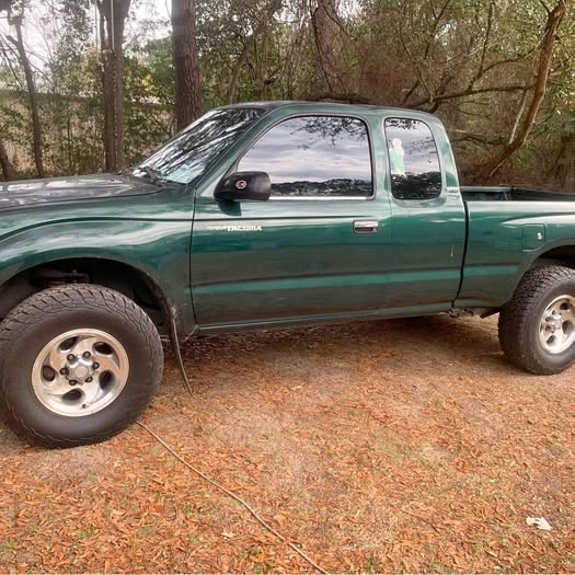 2000 Toyota Tacoma