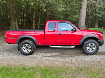 2003 Toyota Tacoma - SR5 Pickup