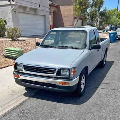 1996 Toyota Tacoma Xtracab - SR5 Pickup