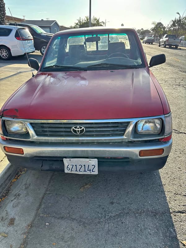 1996 Toyota Tacoma Regular Cab - Pickup 2D 6 ft
