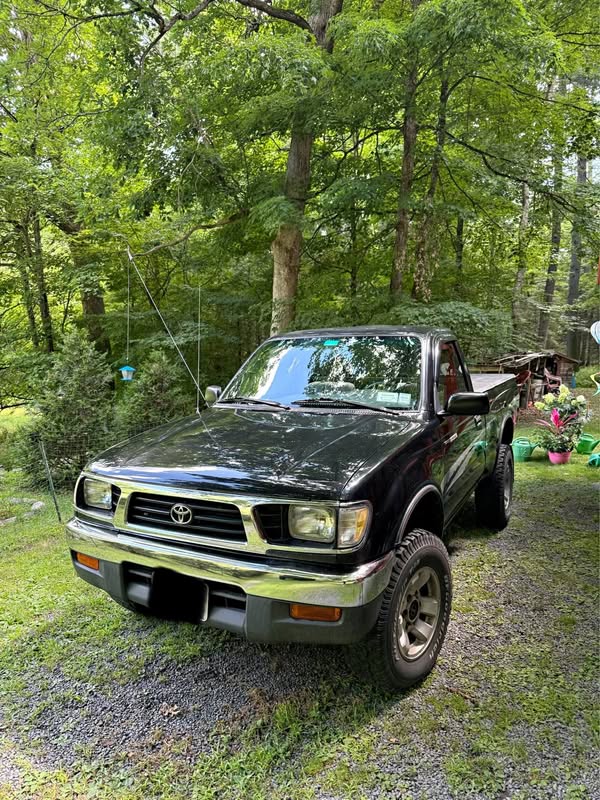 1996 Toyota Tacoma - Pickup 2D 6 ft