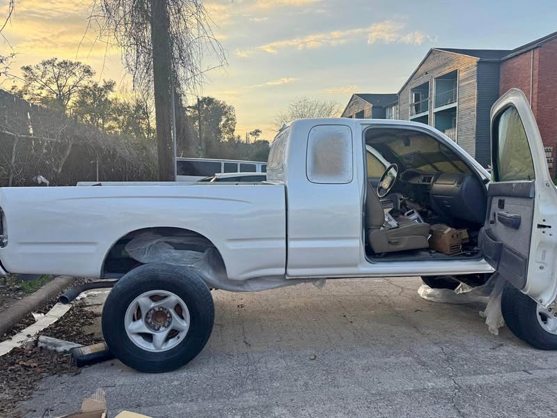 1999 Toyota Tacoma - 4WD 4D