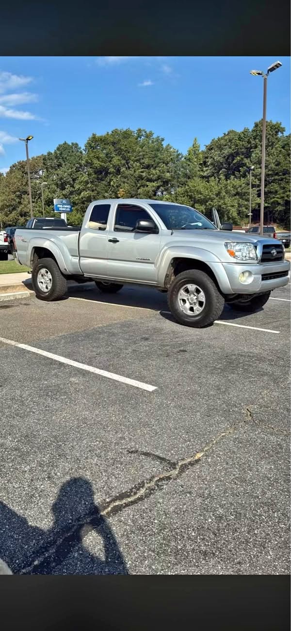 2005 Toyota Tacoma Double Cab - 4WD 4D