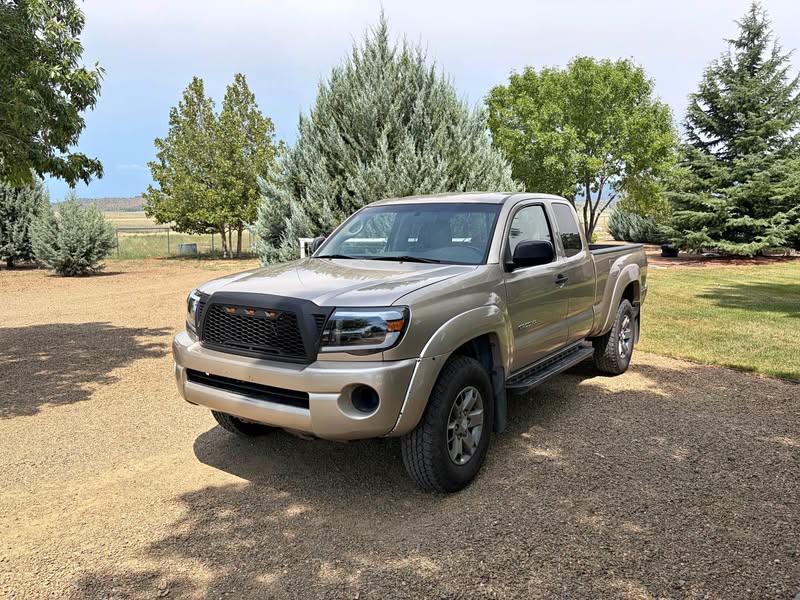 2005 Toyota Tacoma - SR5 4WD