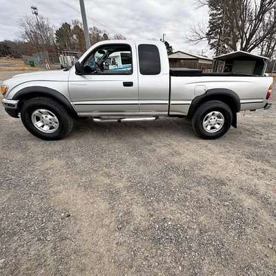 2002 Toyota Tacoma Access Cab - SR5 Pickup 4D 6 ft