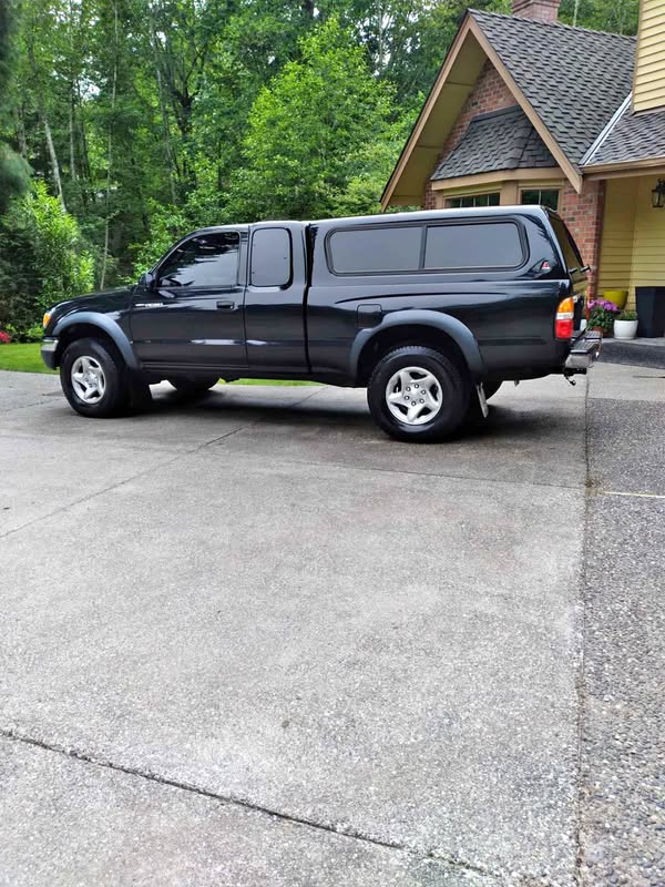 2003 Toyota Tacoma - 4WD 4D