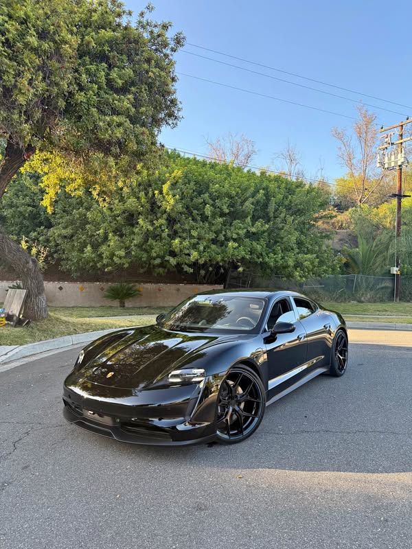 2020 Porsche Porsche Taycan - 4s
