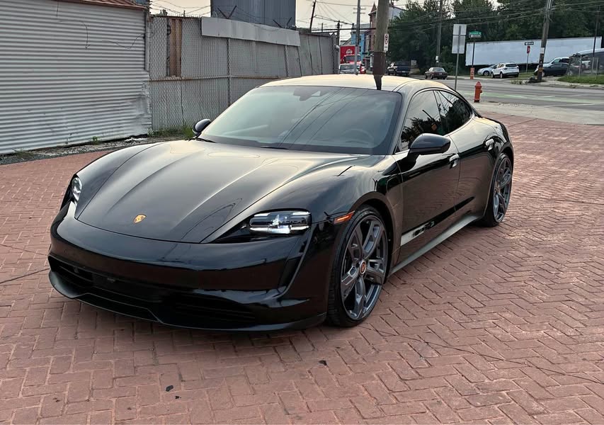 2021 Porsche Porsche Taycan 4S Sedan 4D
