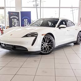 2022 Porsche Porsche Taycan