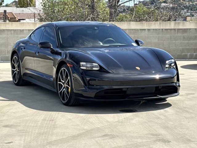 2023 Porsche Taycan