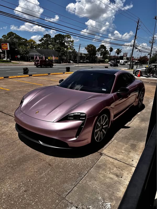 2021 Porsche Porsche Taycan - Base