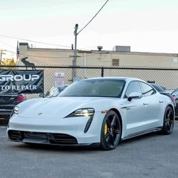 2020 Porsche taycan turbo s