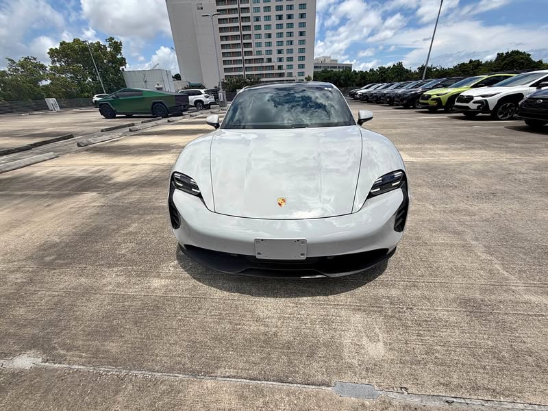2024 Porsche Porsche Taycan - Sedan 4D