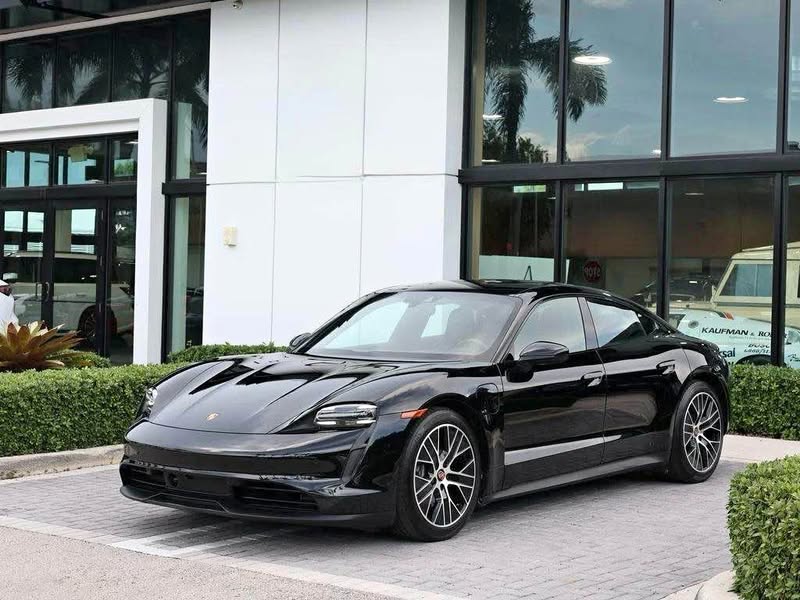 2024 Porsche Porsche Taycan - Sedan 4D