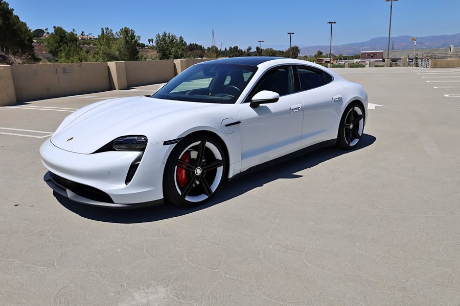 2020 Porsche Taycan 4S